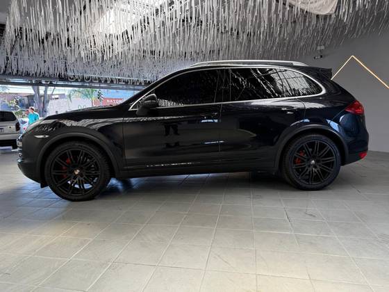 PORSCHE CAYENNE 4.8 S 4X4 V8 32V GASOLINA 4P TIPTRONIC